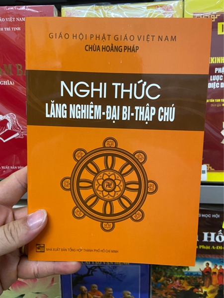 Kinh nghi thức trì tụng Chú Lăng Nghiêm quyển lớn