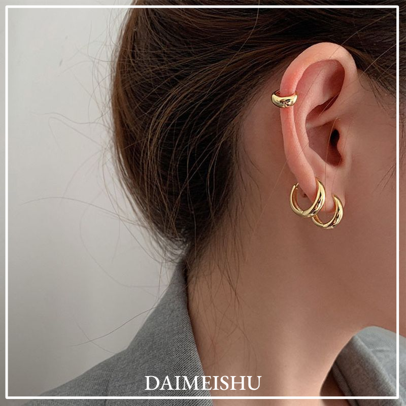 DAIMEISHU Elegant Geometric Circle Earrings, Modern Minimalist Design for Women ราคา 35 บาท*ส่งฟรี
