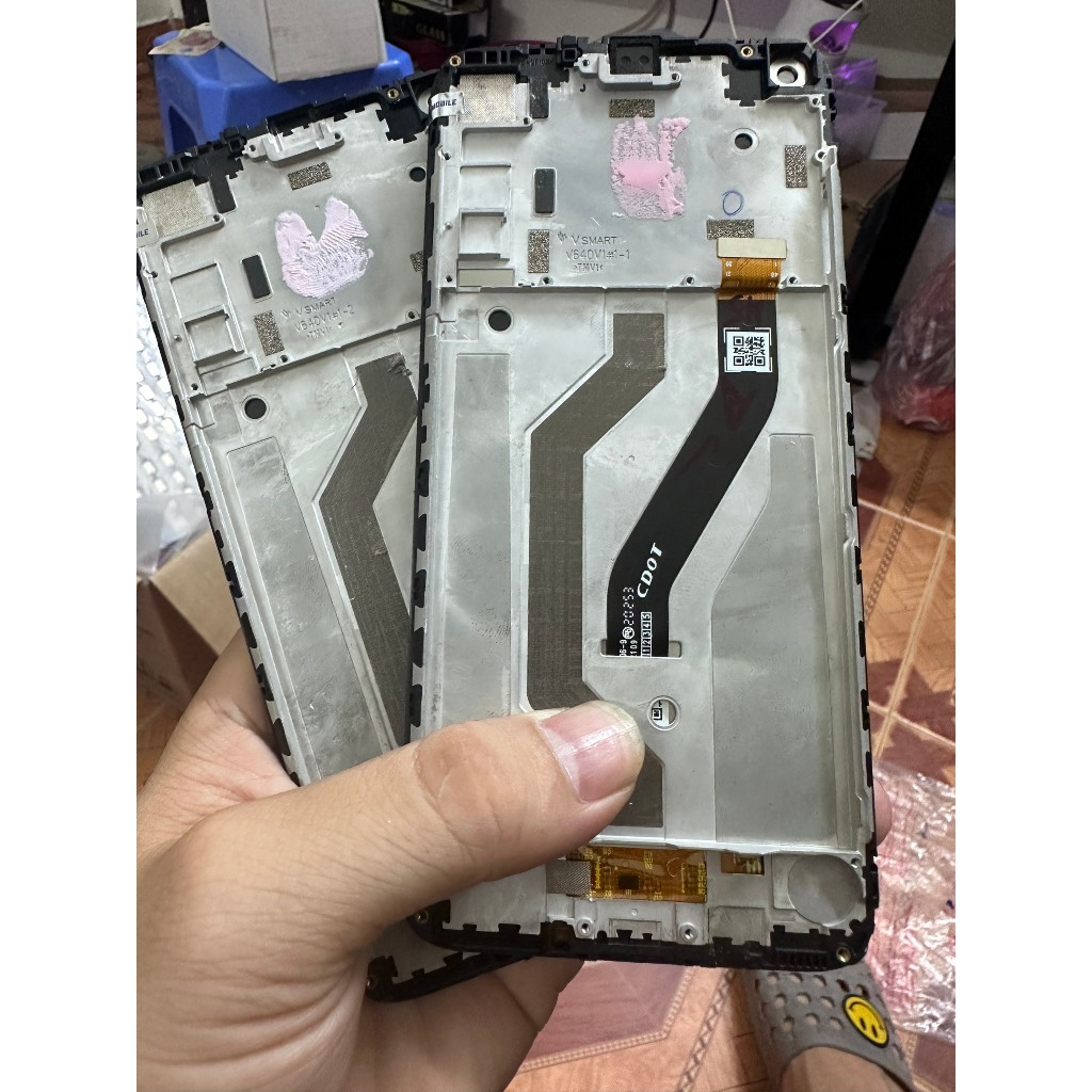 Màn hình Vsmart Live 4 liền khung chính hãng 99%
