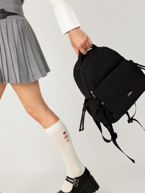 Cider Top Handle Backpacks ราคา 1,375 บาท*ส่งฟรี