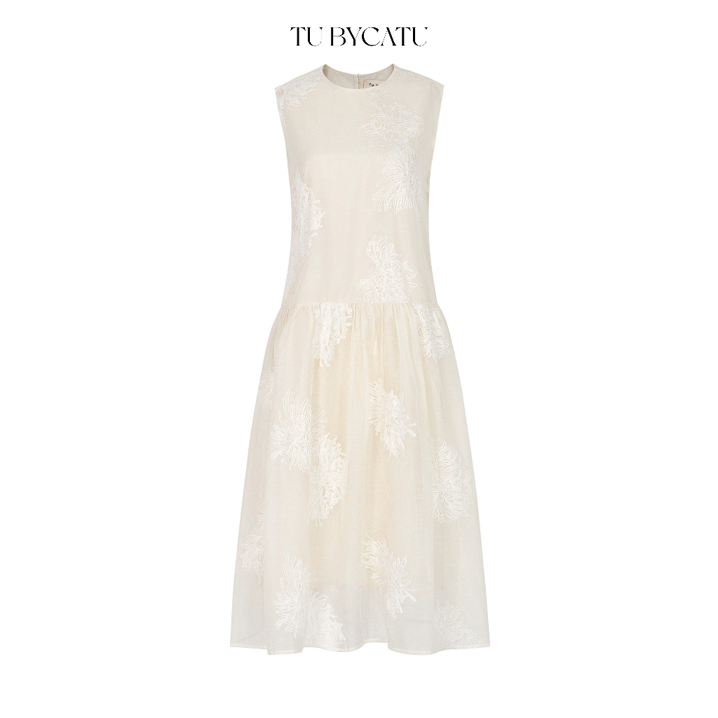 TUBYCATU | Đầm sát nách chất liệu organza màu kem hoạ tiết thêu hoa