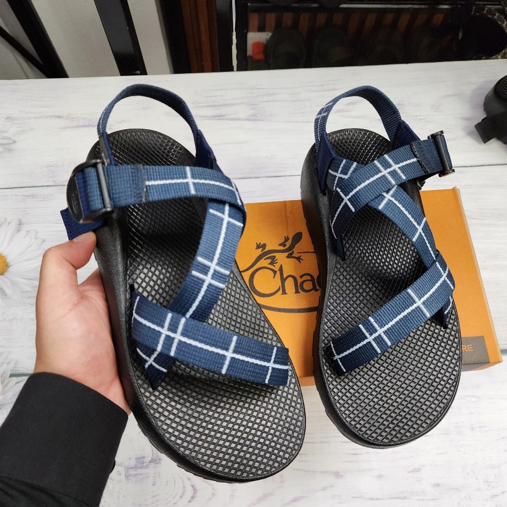 Sandal chaco đế thơm hương quế, dép chaco cao cấp full box bh 12 tháng mã xanh chỉ trắng tg37