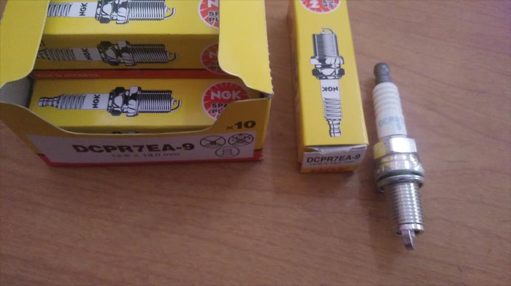 Busi Spark Plug Mobil Toyota Rush DCPR7EA-9 NGK Asli Harga 30,198 rupiah*Gratis Ongkir