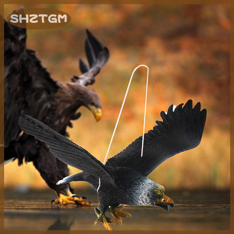 SHZTGM 1ชิ้นรูปปั้นนกอินทรีกลางแจ้งแบบแขวนนกยับยั้งนกอินทรีพลาสติกเครื่องประดับนกเหยี่ยวบินสดใสตกแต่งสวนหุ่นไล่กา ราคา 37 บาท*ส่งฟรี