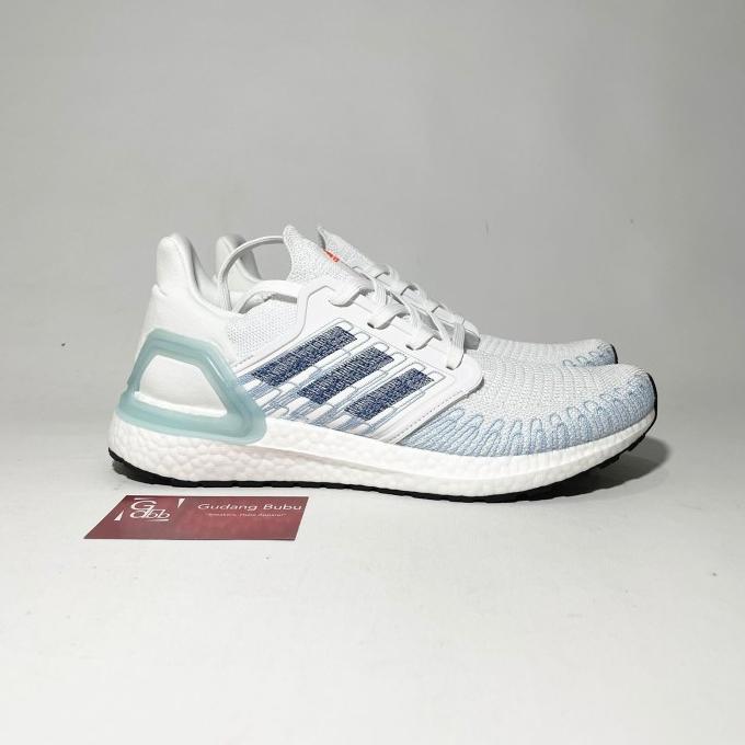 navy blue ultra boost 20