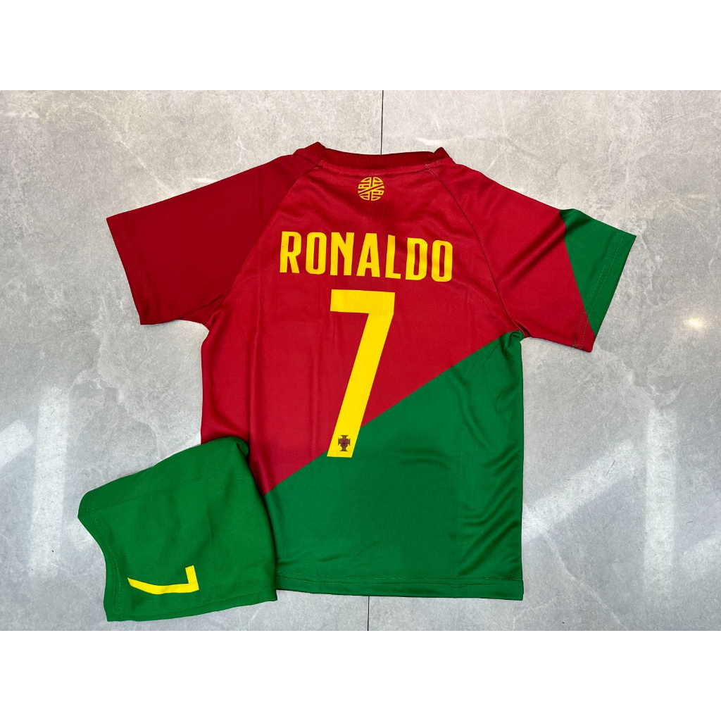 Bộ Quần Áo Bóng Đá Đội Tuyển Bồ Đào Nha Số 7 Ronaldo 2022 Cho Bé