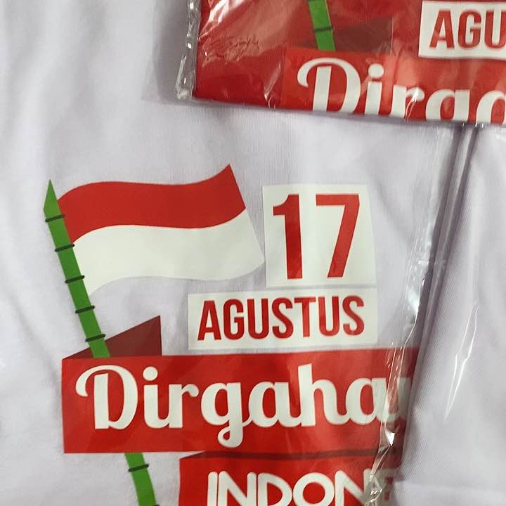 Kaos Distro tema KEMERDEKAAN.. Bisa COUPLE . Ready ukuran Anak dan Dewasa