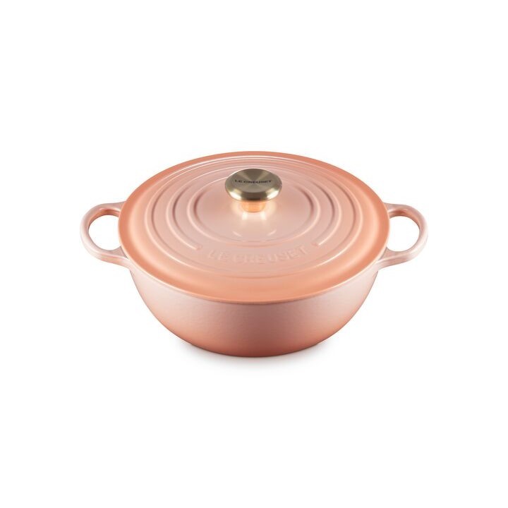 หม้อซุปมีฝาปิด สีพีช จุกทอง ขนาด 26CM SIGNATURE SOUP POT 26CM Peche Light Gold Knob ราคา 13,600 บาท*ส่งฟรี