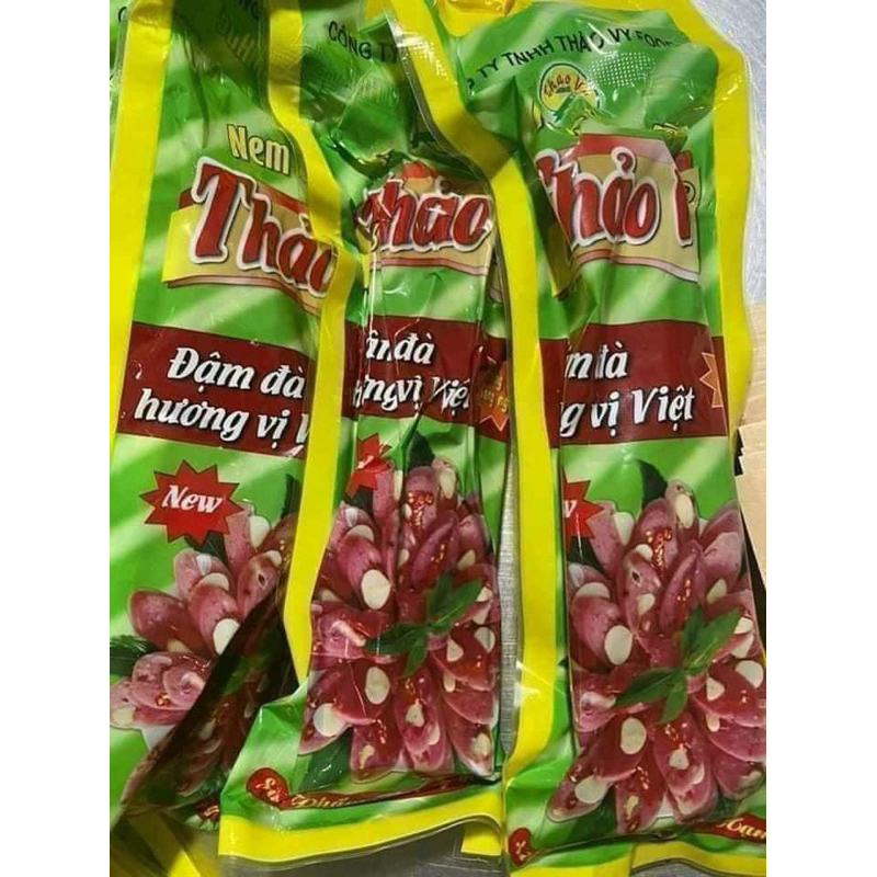Set 5 cây Nem chua Huế Thảo Vy gần 1kg (giao tphcm)