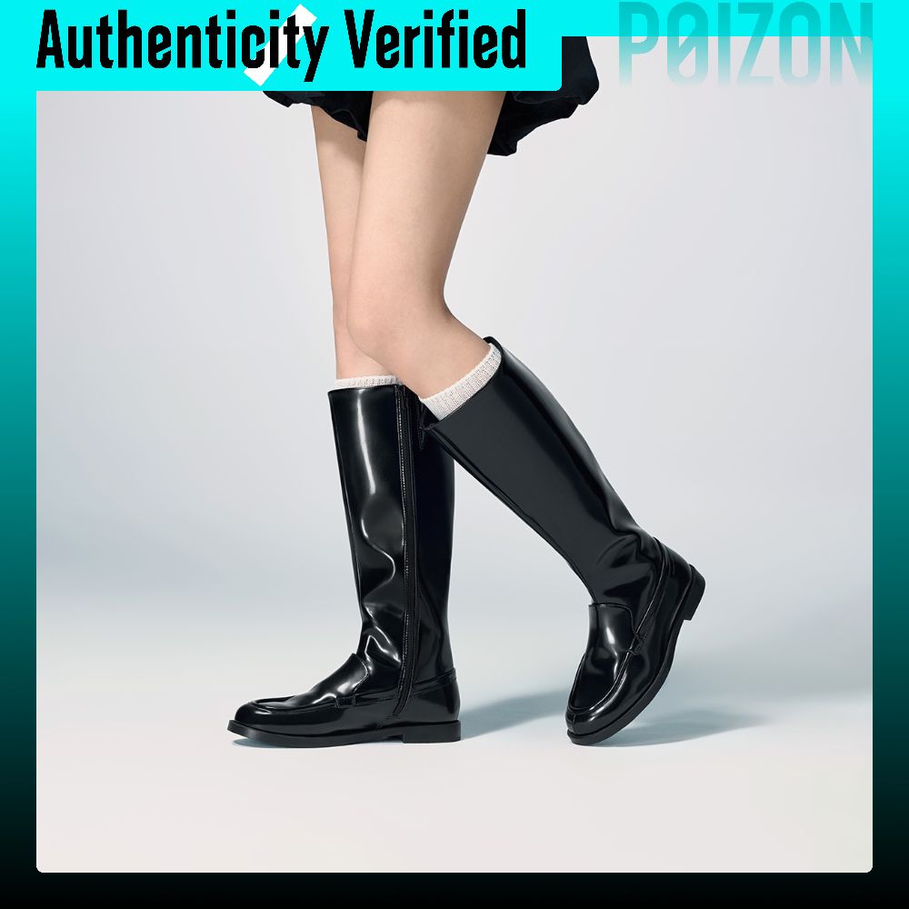 รองเท้าบูทผู้หญิง รองเท้าลุยหิมะ Charles & Keith CHARLES&KEITH Small Ck Pu Knee high 2cm Women's Black Box สีดำ CK1-90280076 ราคา 14,007 บาท*ส่งฟรี