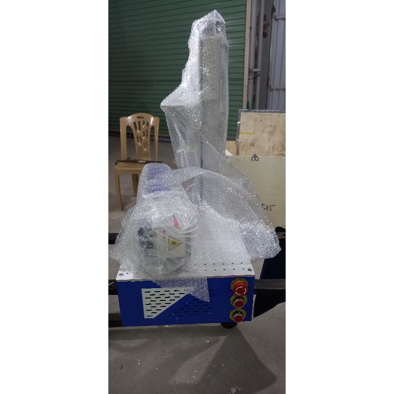 Máy khắc laser fiber, khắc kim loai