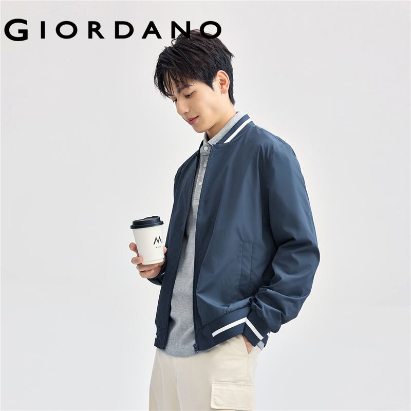 GIORDANO Men Bomber Jackets Contrasting Collar Mesh Lining Bomber Jackets Durable Simple Fashion Casual Bomber Jackets 13074826 ราคา 1,349 บาท*ส่งฟรี