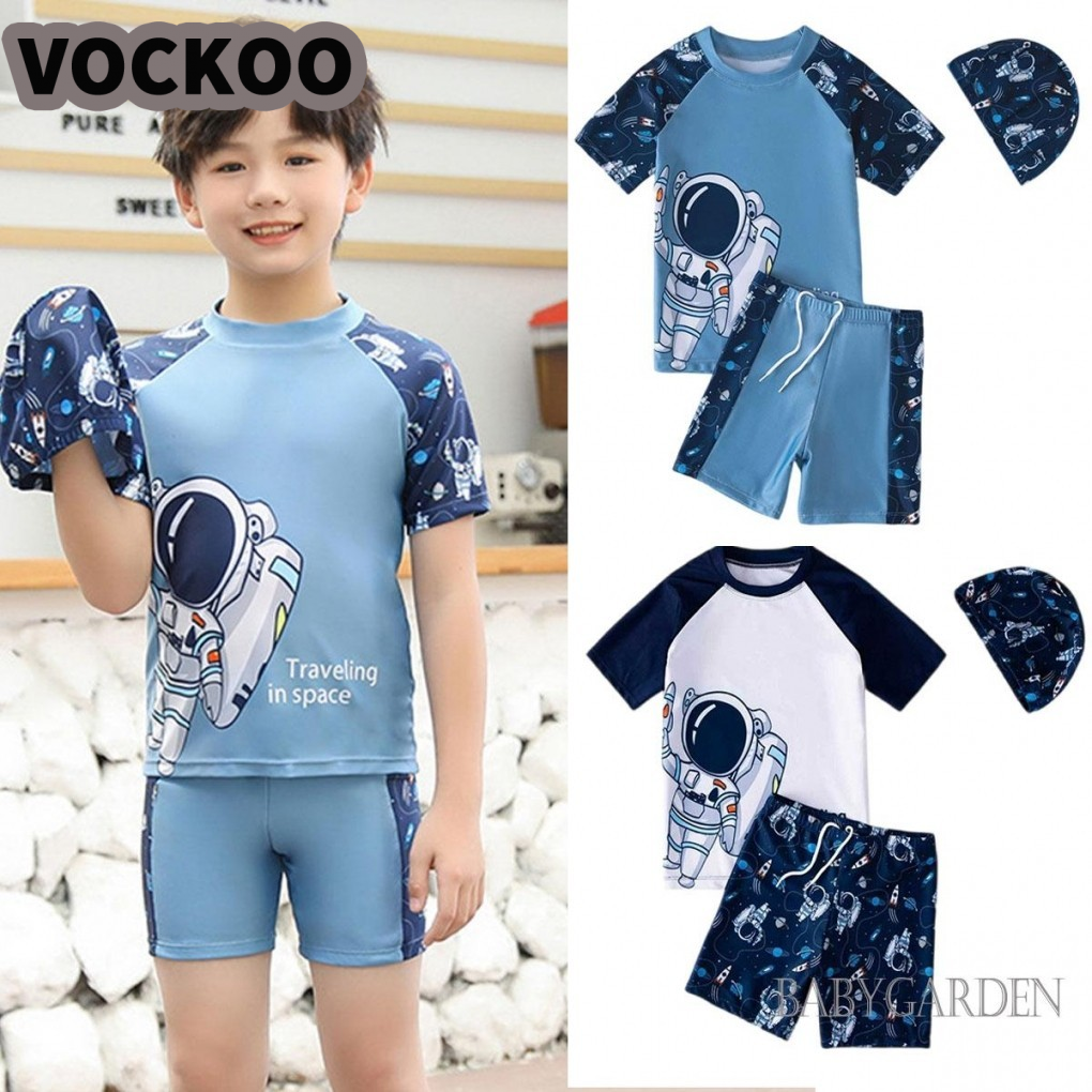 VOCKOO A KIDS Boys 3ชุดว่ายน้ำ Summer astronaut Print Rush ฝาครอบป้องกันและหมวกรีเลย์ว่ายน้ำ ราคา 164 บาท*ส่งฟรี