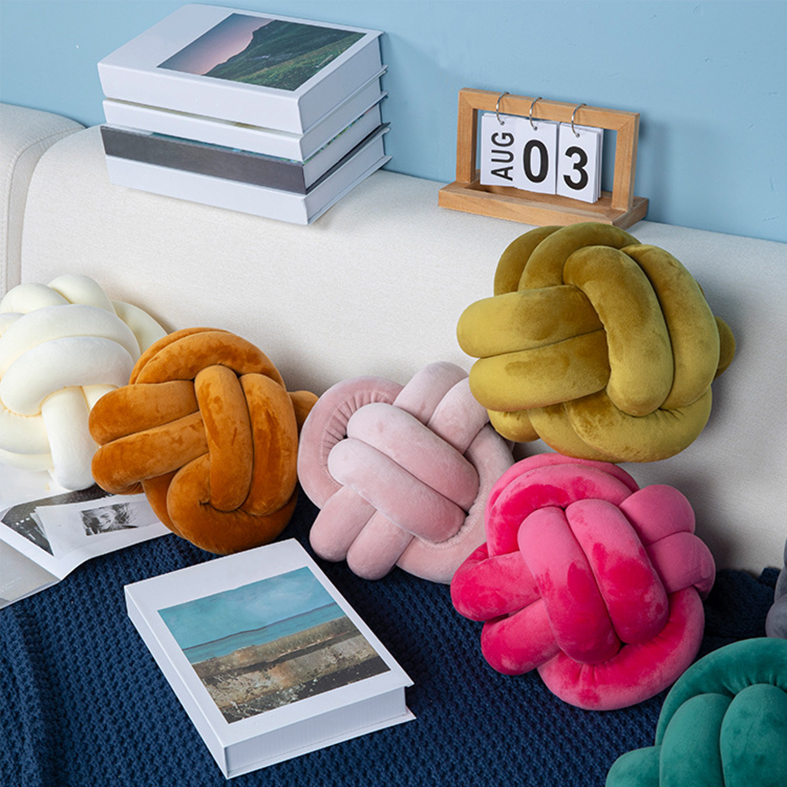 Manual Braided Knot Pillow Hand-knot Design Pillow Handmade Braided Knot Plush Round Ball Pillow for Sofa Decor and Photography Soft Elastic Sleeping Companion Cushion