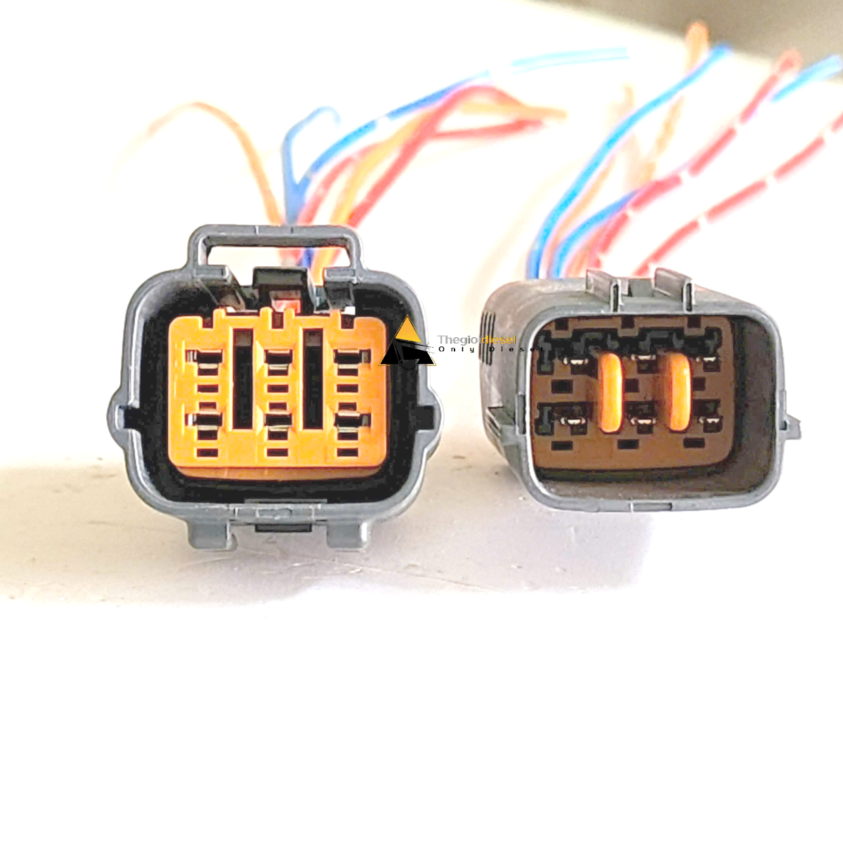 Giắc van EGR xe ô tô Mazda ,Mitsubishi 6 pin