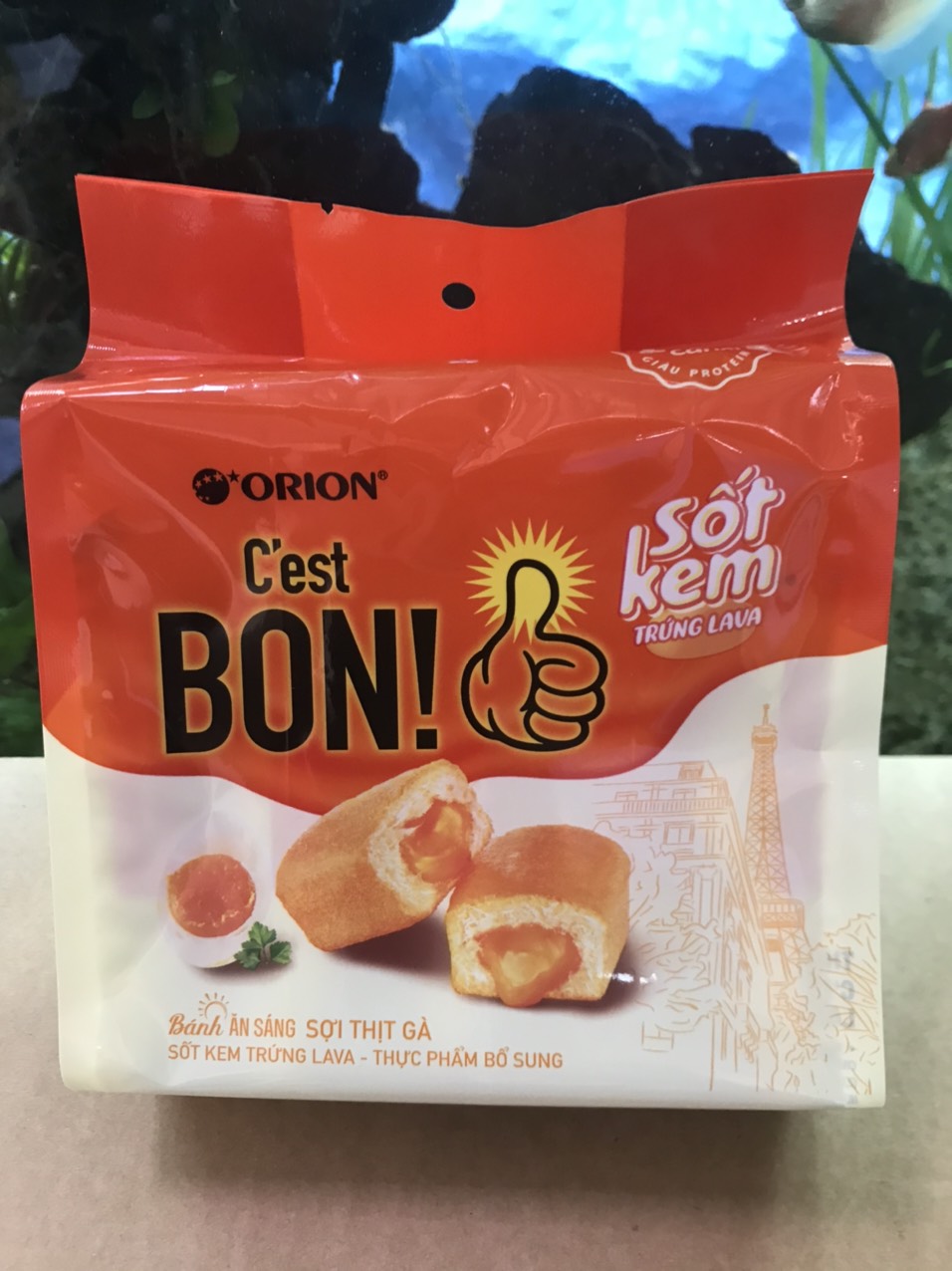 Bánh Ăn Sáng C est Bon Orion Sợi Thịt Gà sốt kem trứng LAVA Túi 101,5g