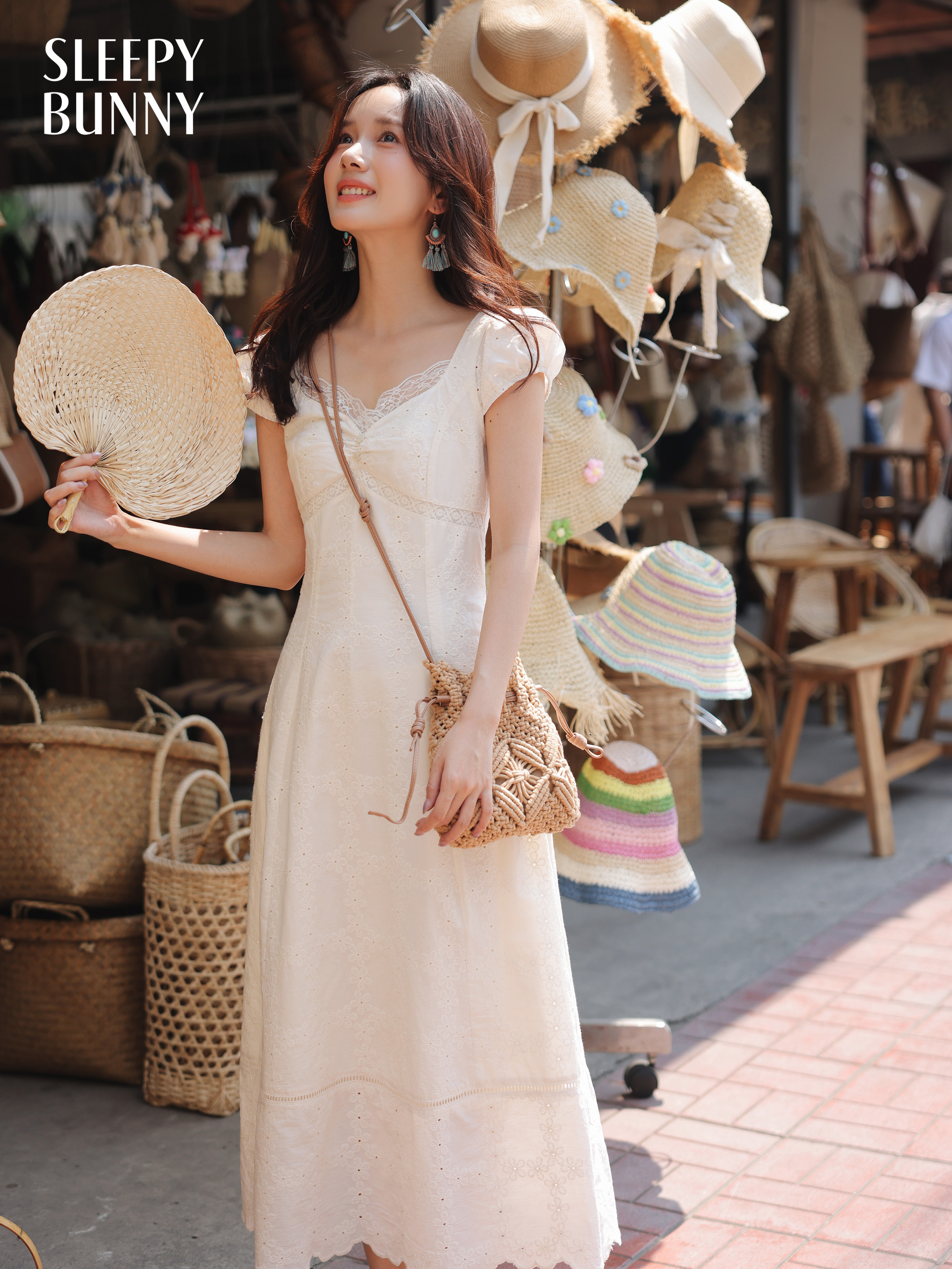 SLEEPY BUNNY White Cotton Lace Dress Women Summer Puff Sleeve Slim Fit Midi Tea Dress French A-Line Long Dress Petite Elegant Casual Outfits ราคา 1,544 บาท*ส่งฟรี