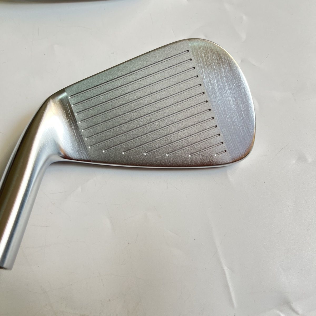 Miura TC-201 Irons Golf Clubs Soft Iron Forged Iron Set Only Head（4-9P 7PCS） Men's Cavityback Profile Irons · v16