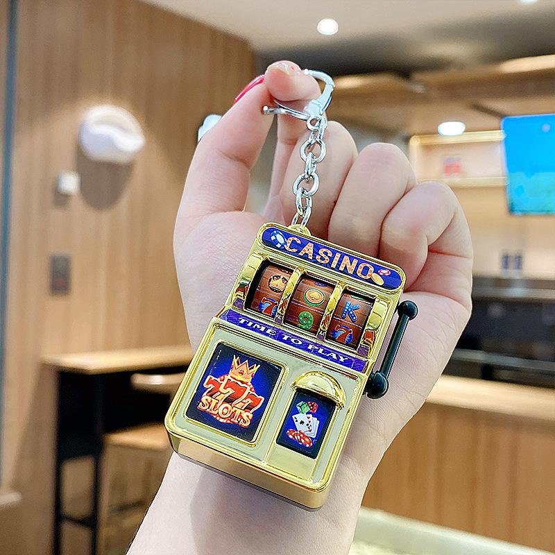 Quyunxia 1 3 5Pcs Lucky Jackpot Retro Game Machine Portable Mini Fruit Slot Machine Keychain Pendant Adult Gift Bag Decoration - 4
