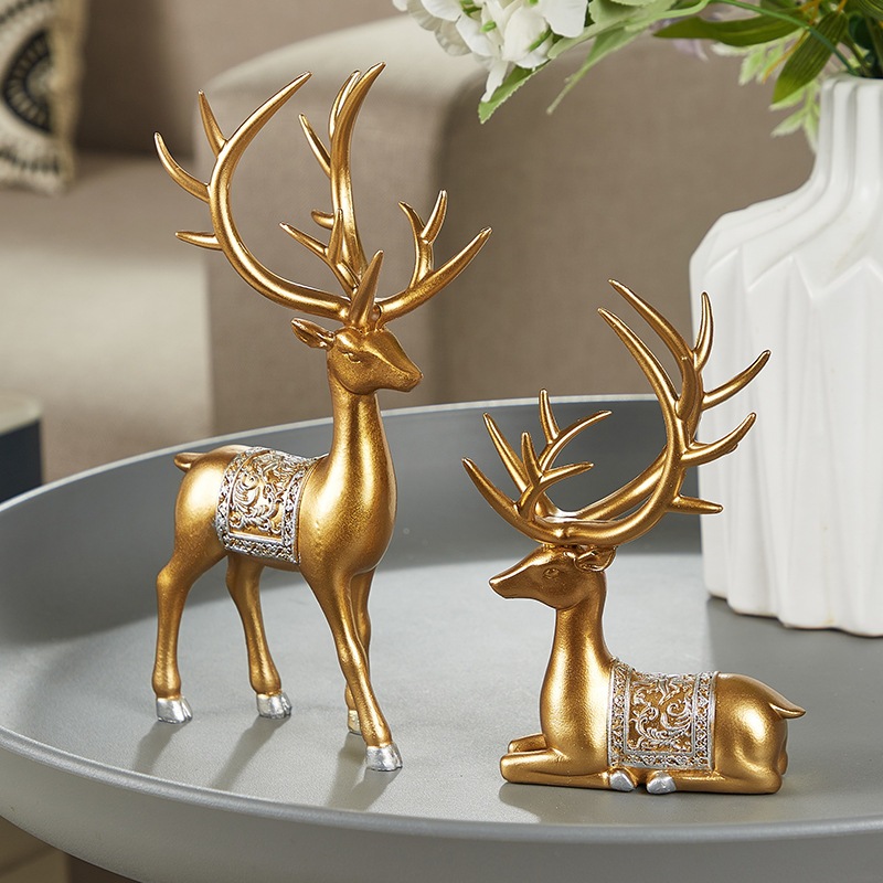 2pcs Skandinavia yang kreatif rusa ornamen dekoratif / ruang tamu resin angin mewah cahaya / pendingin anggur rumah dekorasi ruang tamu hadiah pindah rumah / Dekorasi Desktop Fawn