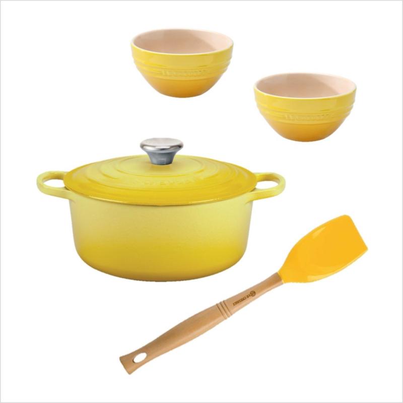 Le Creuset Cast Iron Round French Oven 20cm Essential Set - Online Exclusive Singapore
