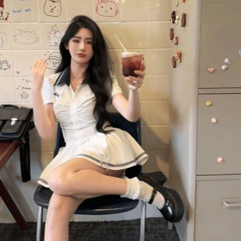 Korean casual sports fashion set for women's pre college style white short sleeved shirt+A-line dress mini high waisted two-piece set ราคา 456 บาท*ส่งฟรี
