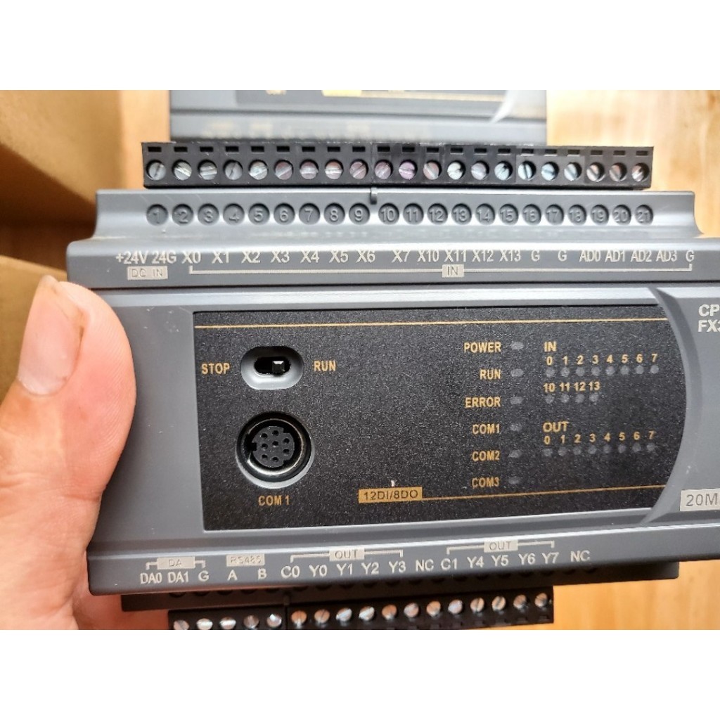 Bộ lập trình PLC LK3U FX3U 14 16 20 24 30 32MT 32MR 48 64 MT MR MRT AD2DA phát xung 4/8 TRỤC RTC Modbus RTU RS485 ADPRW. TGT - FX3U-20MR RS232 DVP