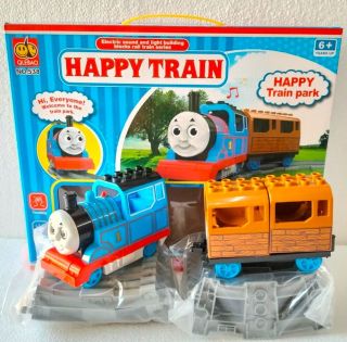 đồ chơi tàu hỏa , đồ chơi đường ray tàu hỏa thomas , Bộ đồ chơi đường ray HAPPY TRAIN , Tàu hỏa Thomas khổng lồ 2 TOA khổng lồ chạy pin 538, kích cỡ l thumbnail