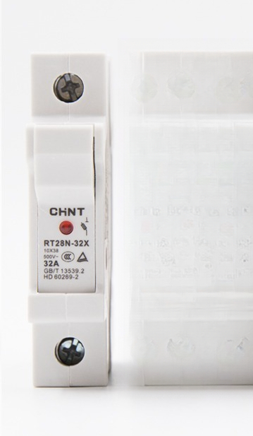 Đế Cầu Chì Gốm 4A - 32X 1P Đèn (Đế) | CHINT RT28N-32/RT18 1P/2P/3P Đưa Đèn Gắn Ray 10x38mm – Bảo Vệ Mạch Điện An Toàn