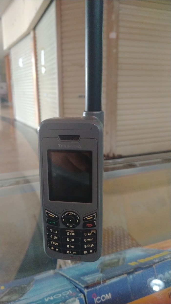 PROMO AKHIR TAHUN TELEPON SATELIT SECOND THURAYA XT LITE SECOND Giá 9,115,000 Đồng*Miễn phí vận chuyển