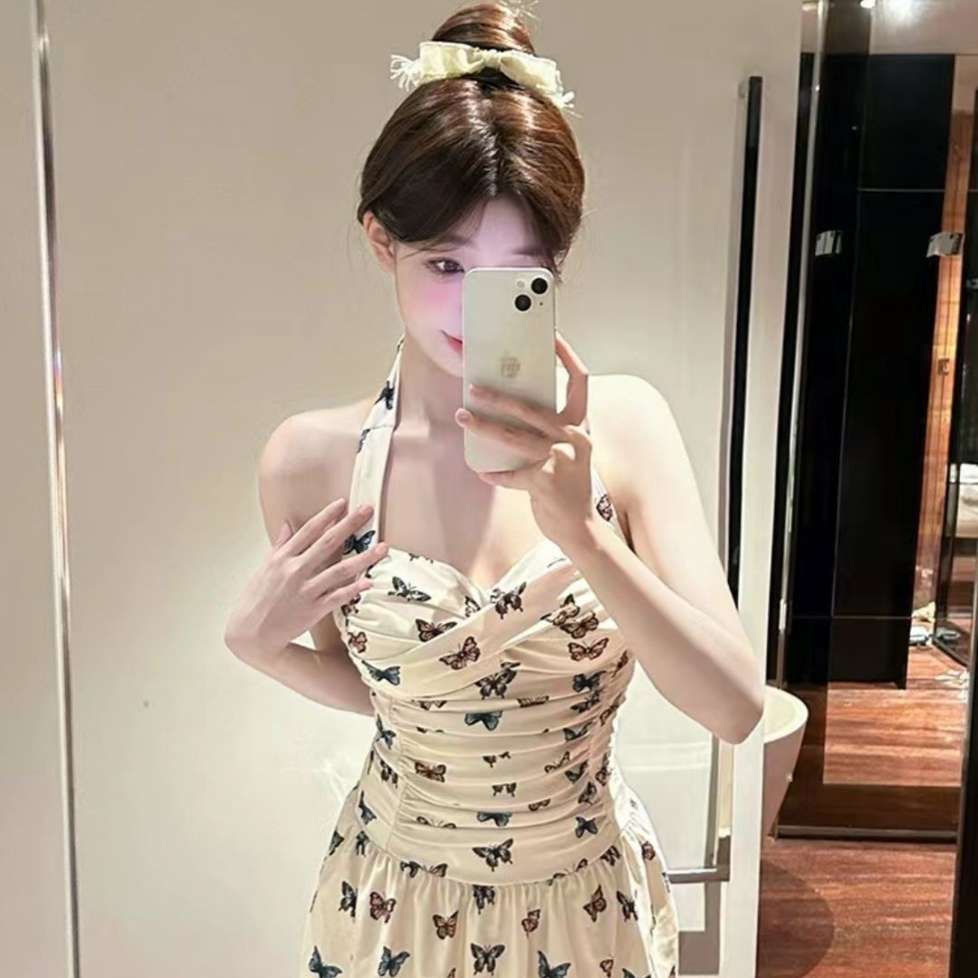 [เทศกาลสงกรานต์]ชุดว่ายน้ำลายดอกไม้พร้อมสายเอี๊ยมผูกโบว์ Songkran Festival ราคา 404 บาท*ส่งฟรี