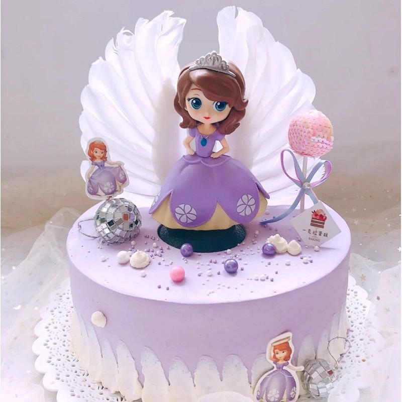Princess Sofia cake for a little princess! #2tartsbakery #princesssofia  #customcake | Sofia cake, Princess sofia cake, Sofia the first birthday cake