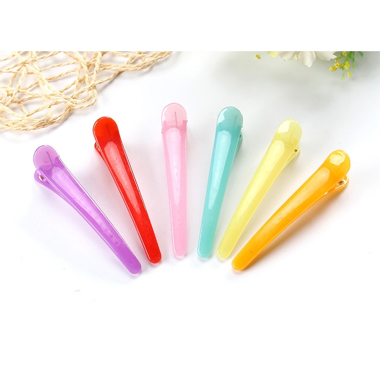 Kẹp mỏ vịt làm tóc tiện dụng cho bạn gái