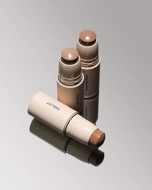 Tạo Khối Kem Đa Năng Dạng Thỏi Cream Stick Bronzer Inglot (6,2g)