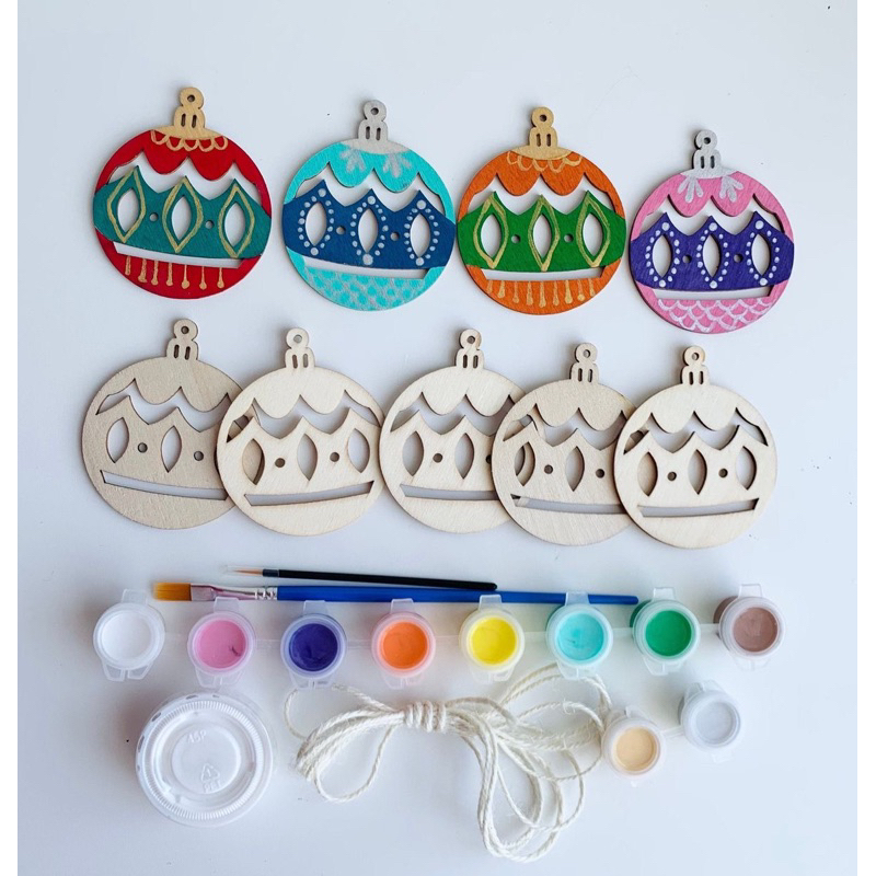 Bộ tô màu gỗ hình quả cầu trang trí cây thông noel (tặng kèm màu cọ)