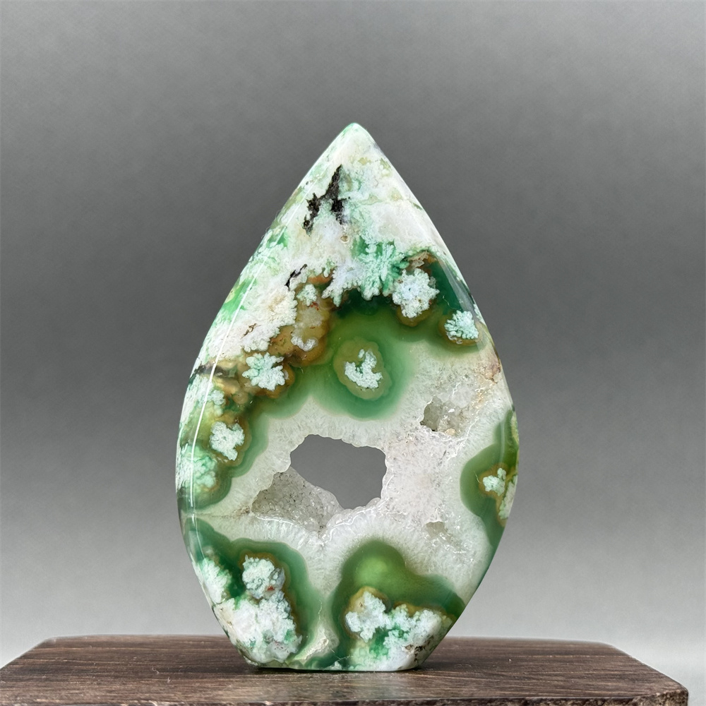 Natural Gem Green Cherry Blossom Agate Geode Free Form Ornaments Healing Aura Witchcraft Meditation Energy Home Decoration