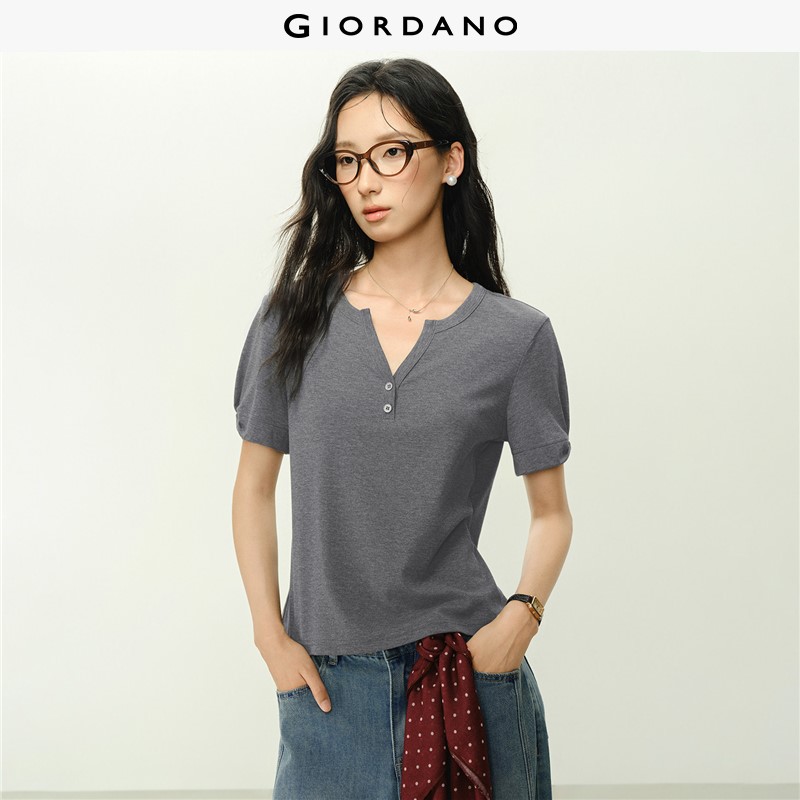 GIORDANO Women T-Shirts Notch Neck Stretchy Tee Pleated Cuff Short Sleeve Fashionable Casual Regular T-Shirts 18326517 ราคา 1,499 บาท*ส่งฟรี