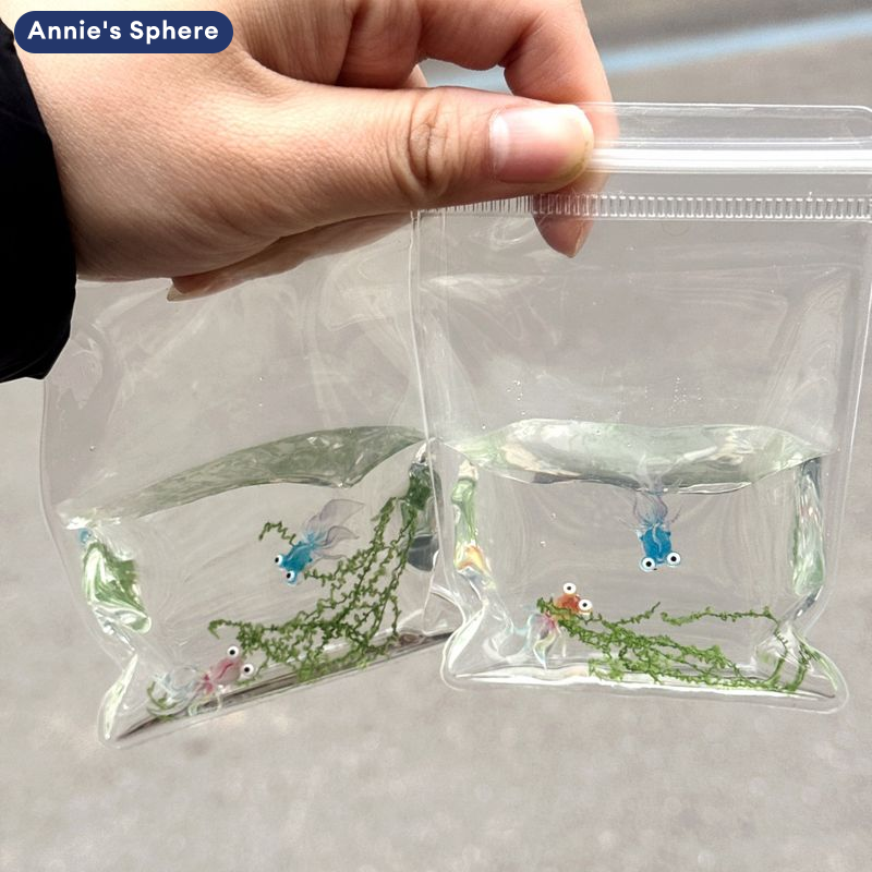 Annie's Sphere กระเป๋าปลาน้ำจำลองสร้างสรรค์ สลิมซิลิโคนจำลองน้ำ เล่นคลายเครียดและพัฒนาสัมผัส ราคา 77 บาท*ส่งฟรี