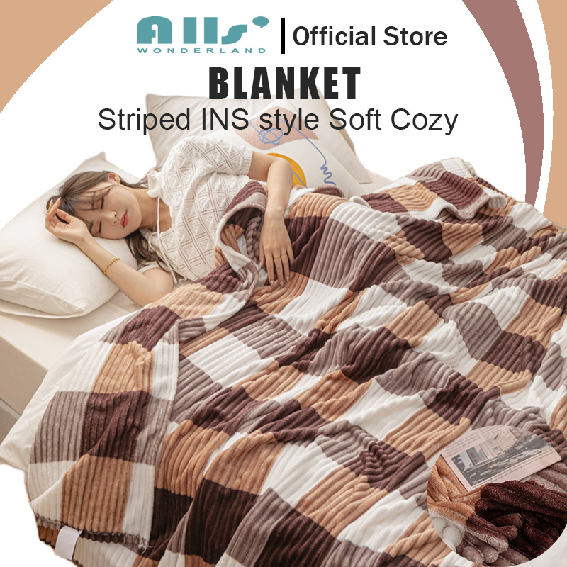 Alls' Wonderland Japanese Blanket Plaid Velvet Blanket Pink Gird Fluff Blanket Air conditioner quilted ราคา 96 บาท*ส่งฟรี