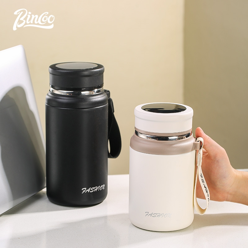 BINCOO Thermal Cup 316 Stainless Steel Vacuum Water Bottle with Liner Filter Large Capacity for Outdoor Sports Travel 700ML/900ML ราคา 576 บาท*ส่งฟรี