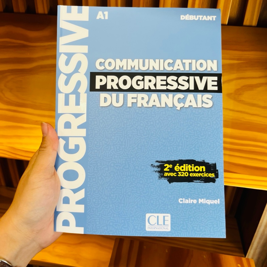 Sách tiếng Pháp - Communication Progressive Du Français Niveau Débutant