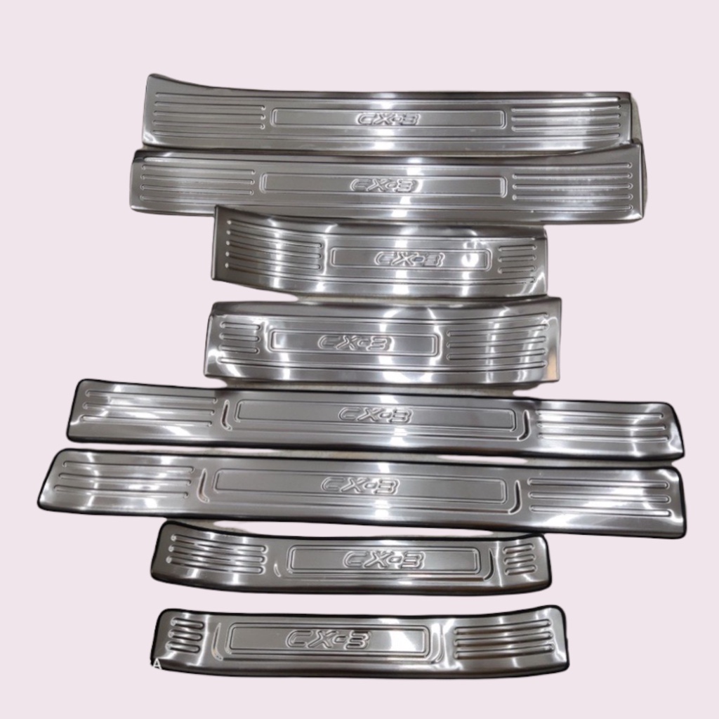 Ốp Bậc Cửa Mazda CX3 2021 - 2023 Mẫu inox -