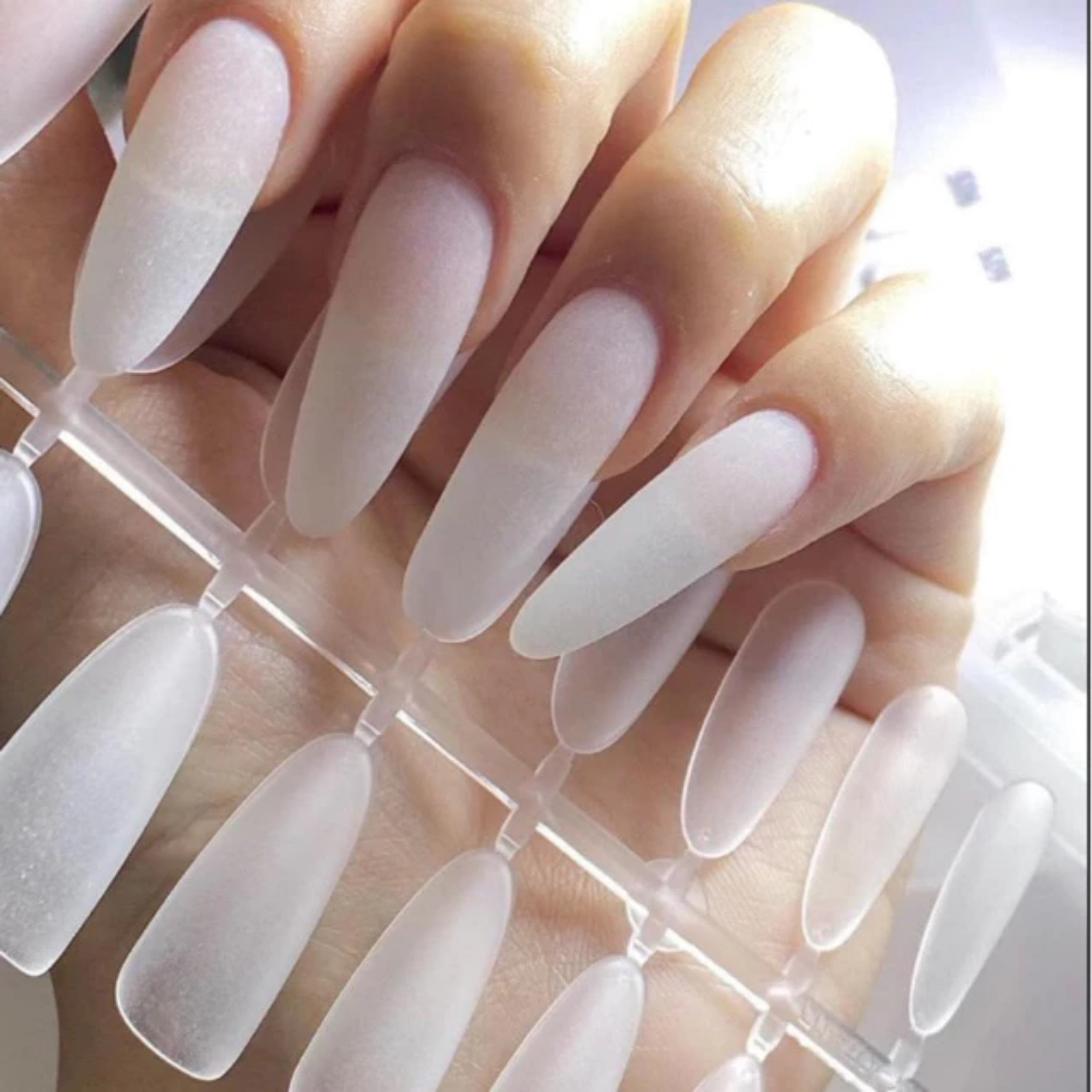 Móng Úp hạt gạo + thang + nhọn + vuông móng úp nhám 240 móng