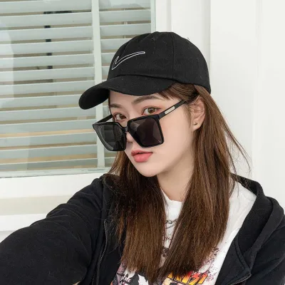 WHITEI Fashion Korean Ladies Oversized Gradient Women Outdoor Eyewear Square Sunglasses UV400 Protection Driving Glasses