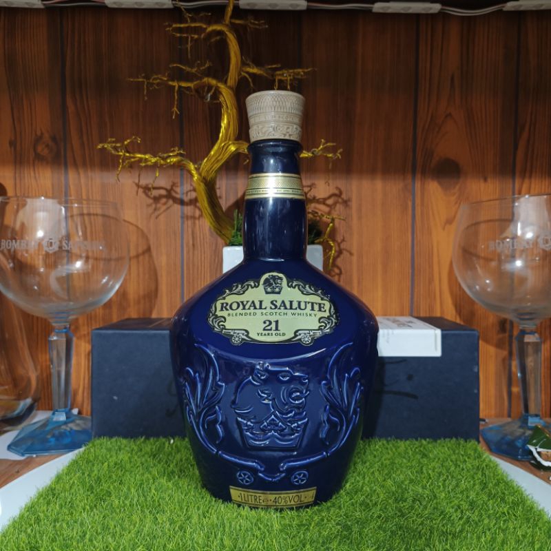 Vỏ chai rượu ngoại Chivas 21 năm 1L xuất xứ Scotland cực đẹp trang trí nhà cửa (chai rỗng)