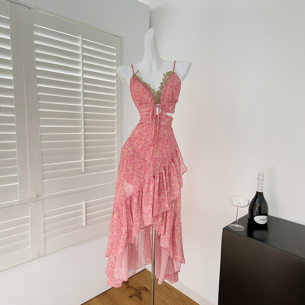 BRANCHÉ ชุดสำหรับผู้หญิงฤดูร้อนเซ็กซี่แฟชั่นดอกไม้สะบัดลูกไม้ขึ้นคมชัดสีลูกไม้แขนกุดคอวี Midi A-Line วันหยุดริมทะเลชุด B250313 ราคา 936 บาท*ส่งฟรี