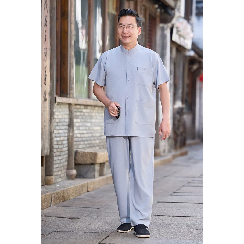 Bộ đũi nam trung niên cổ đứng áo 3 túi phong cách đơn giản thanh lịch sang trọng, món quà ý nghĩa gắn kết tình thân