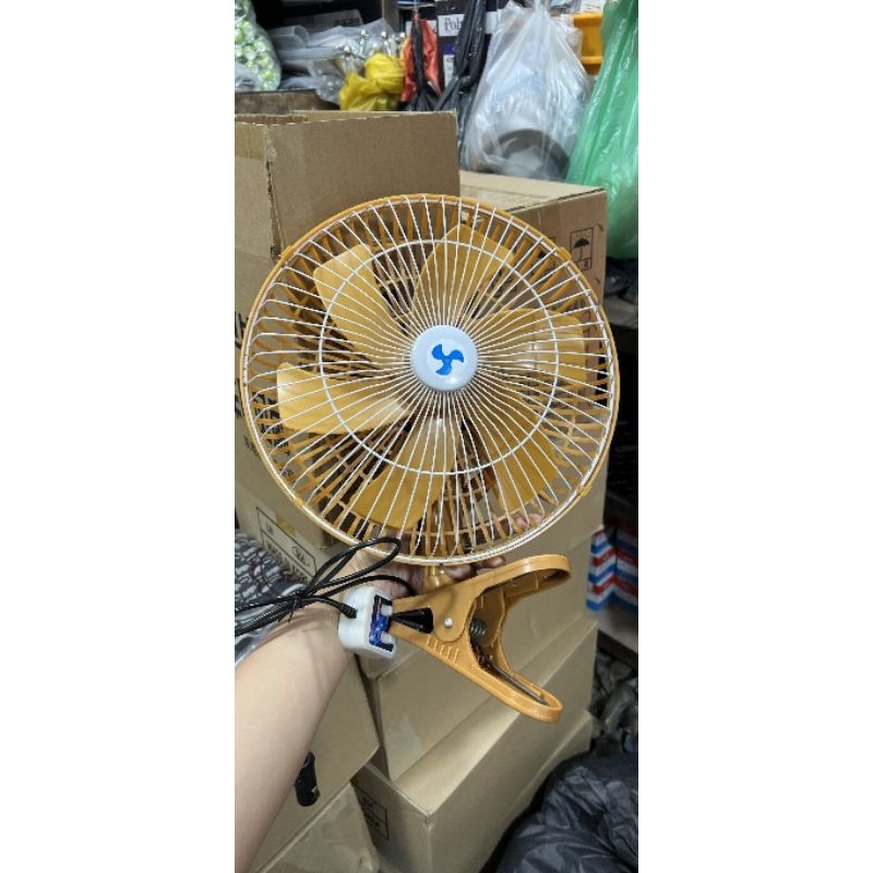 Quạt kẹp cánh vàng 12v - 24v