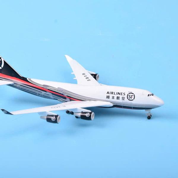 Mô hình máy bay SF Express Boeing 747 20cm chất liệu kim loại
