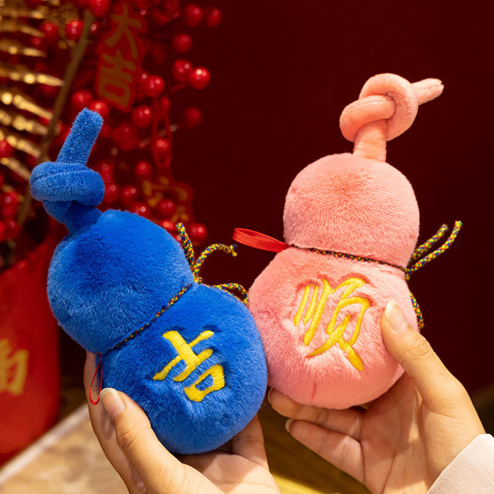 Anime Gourd Plush Toy Gourd Mascot Plush Doll Chinese Zodiac Gourd Plush Doll for Lunar New Year Decor Lucky Gourd Mascot Toy for Spring Festival Celebration in Asia